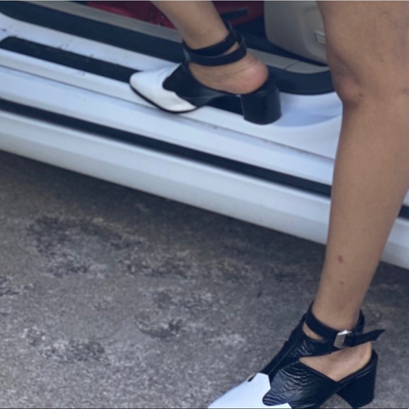 Shoes - Picture 2 of 2